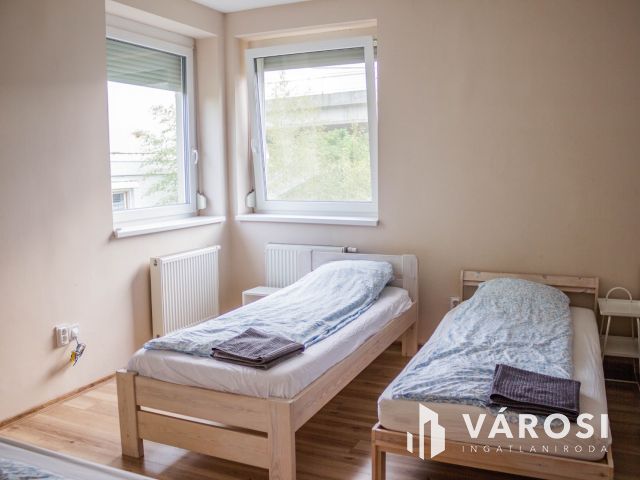 Több funkciós felújított villa